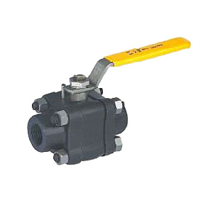 �������y